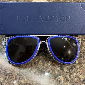 Louis Vuitton Blue Addiction sunglasses